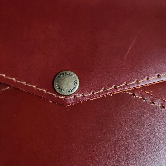 Portland Leather Cowboy Sunset Envelope Crossbody Unicorn Color Smooth Leather - Picture 4 of 10